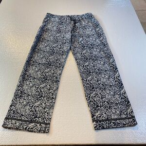 Women's Black and White Patterned Pajama Pants